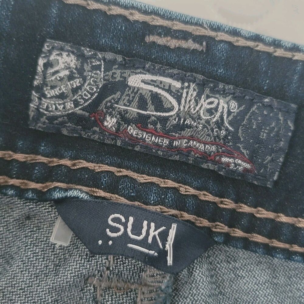 Silver Womens W31/L8 Suki Mid Bermuda Jeans  Blue Denim Shorts - Picture 8 of 16